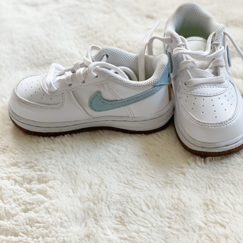 Toddler Nike sneakers, white and blue shoes for toddler boy, unisex shoes size 7